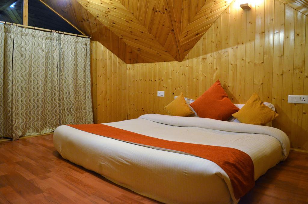 Gezellig Inn - Tree Hill Cottages&Kanyal Villas Manāli Exteriör bild